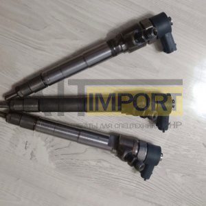 Форсунка Cummins 30018321