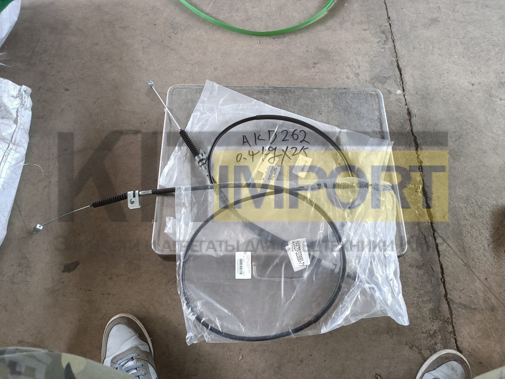 Трос газа на Toyota 02-6FD40 26620-32880-71