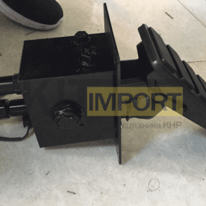 Клапан тормозной VB22057063C55043S00 автогрейдера ХСМГ GR215