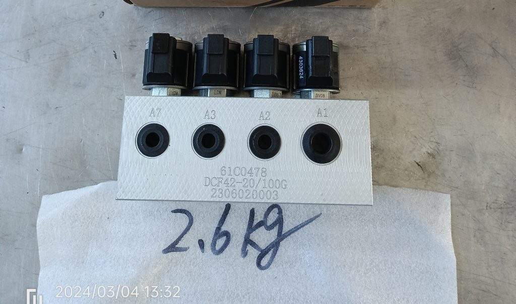 Блок соленоидов 61C0478 для LiuGong
